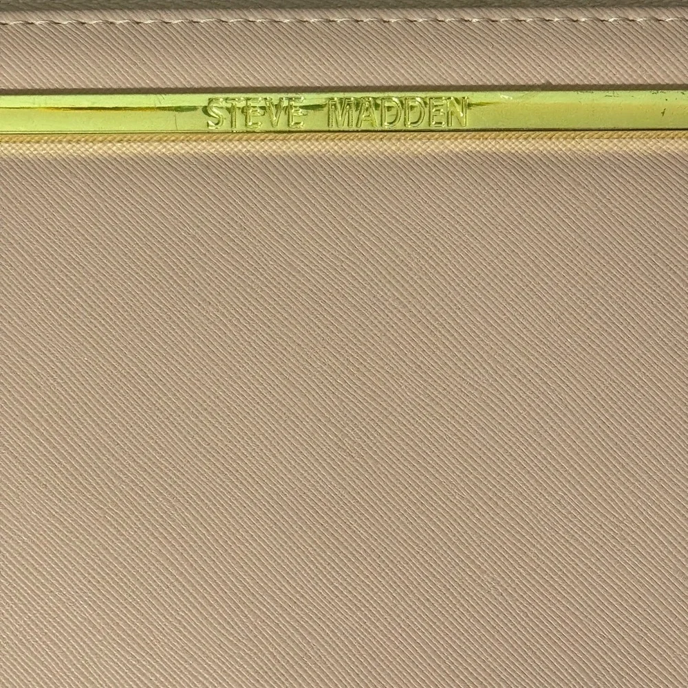 Steve Madden Pink Wristlet Clutch